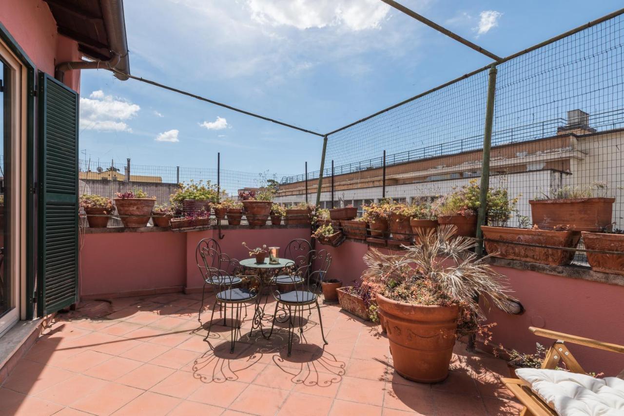 Colosseo Stylish Penthouse Roma Esterno foto